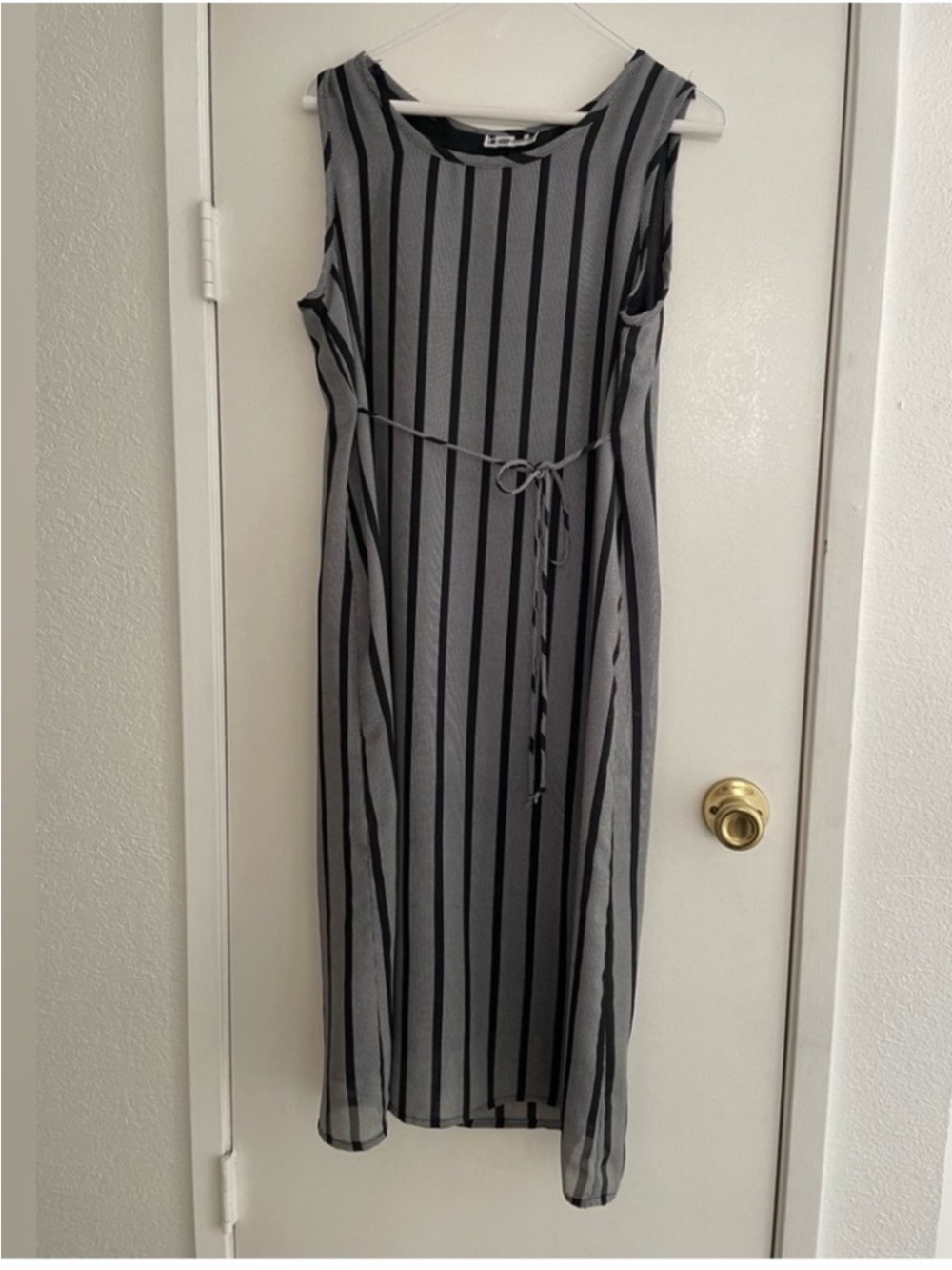 Vintage 1990's possessed gray black stripe sleeveless midi dress, small